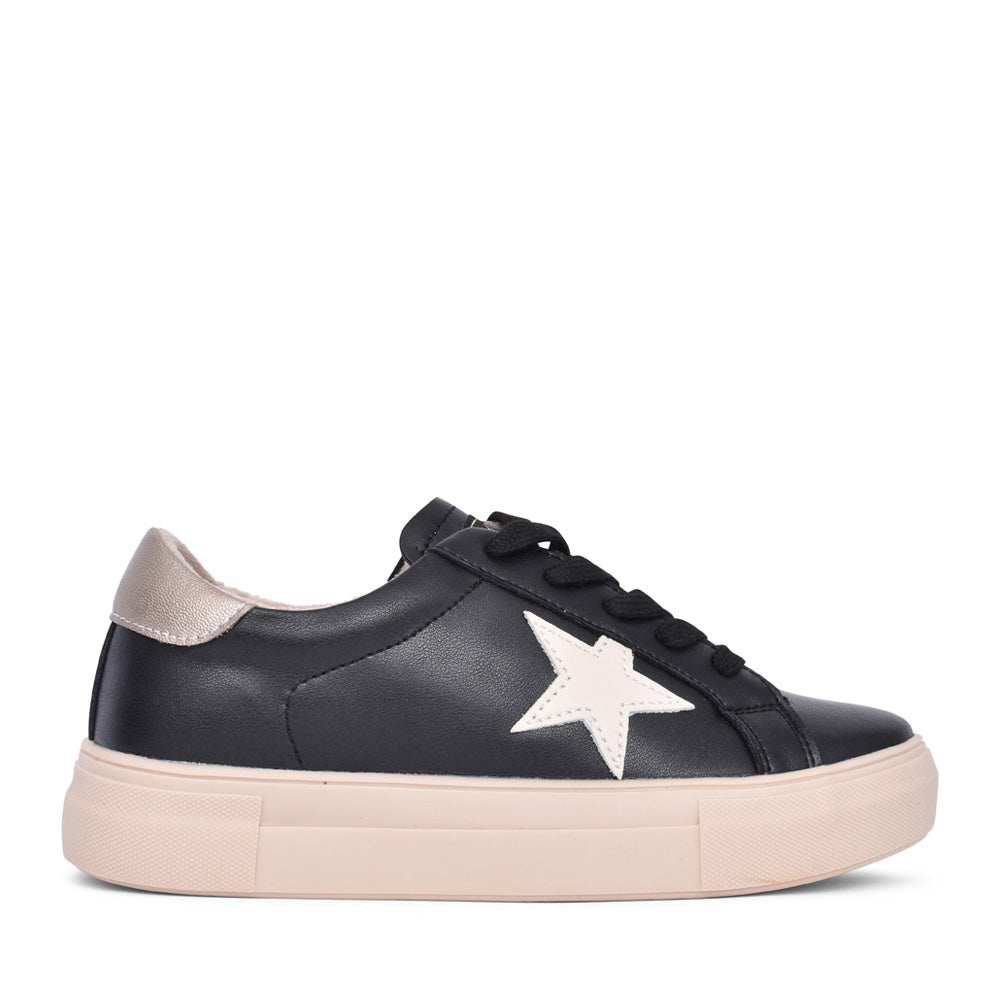 Ladies Sixty Six Laced Trainer In Ink