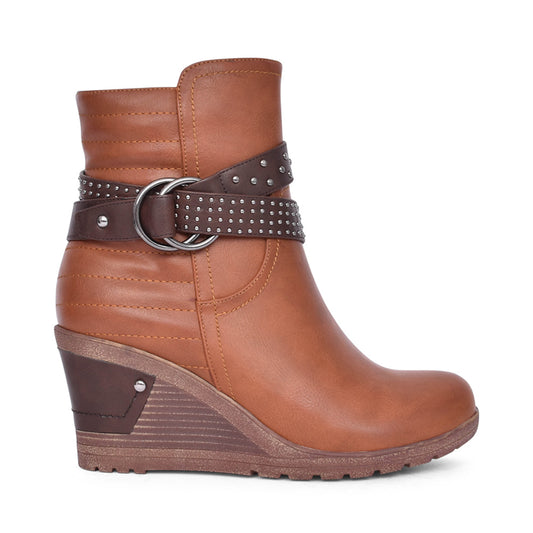 Ladies F826 Ankle Boot In Tan