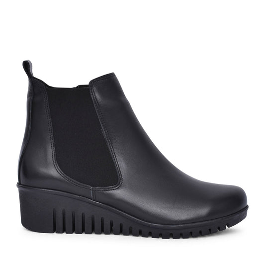 Ladies Dresden Ulb382 Wedge Ankle Boot In Black