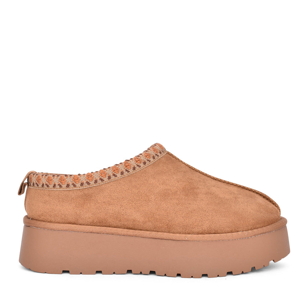 Ladies 143237 Slip-on Shoe In Camel