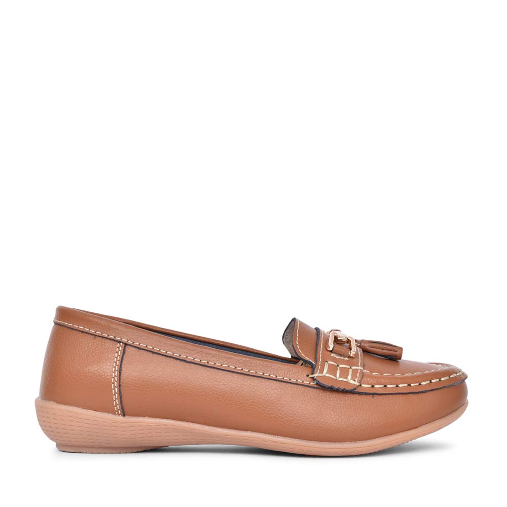 Ladies Nautical Slip-on Shoe In Tan