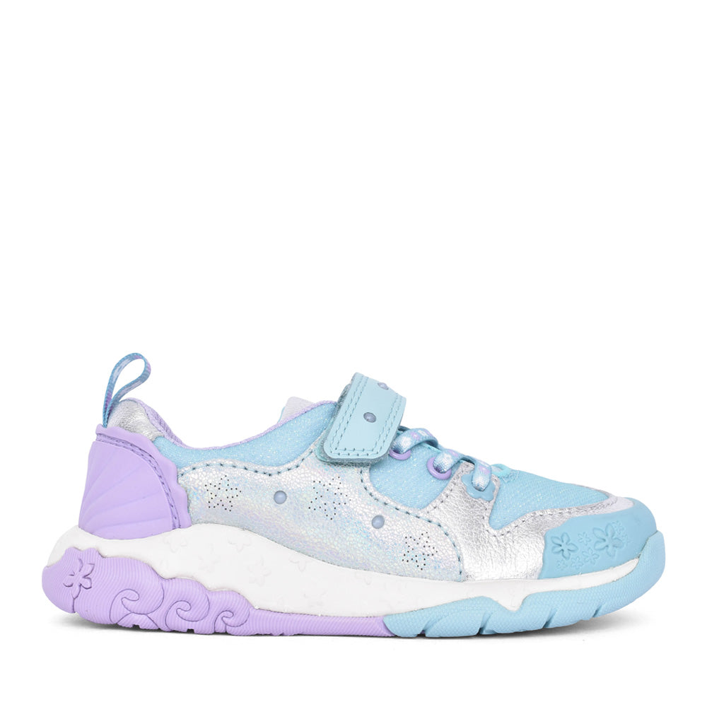 Girls Tidal Shell K Light Blue Combi Trainer In Kids F Fit
