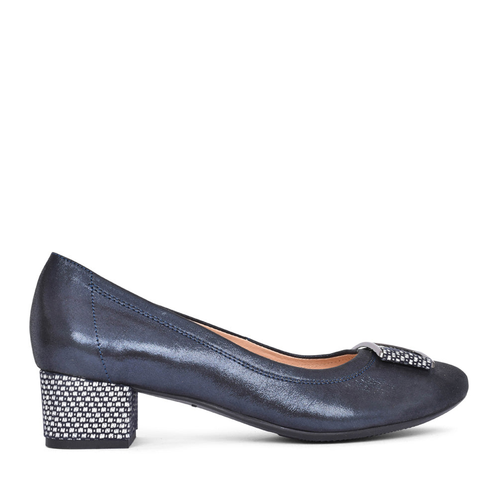 Ladies 5632 G-fit Low Heel Court Shoe In Navy