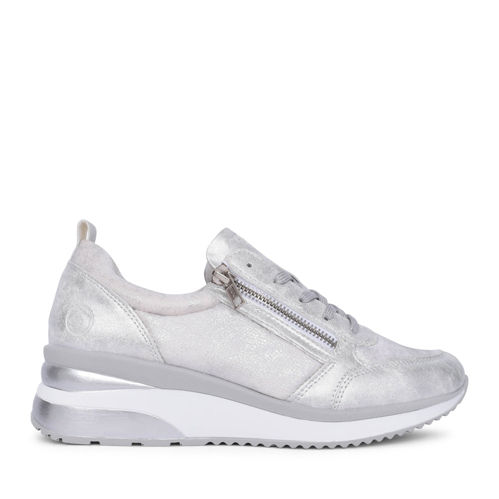 Ladies D2401 Laced Wedge Trainer In Silver