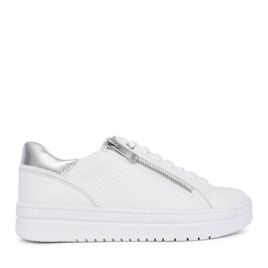 Ladies 2-23718 Laced Trainer In White