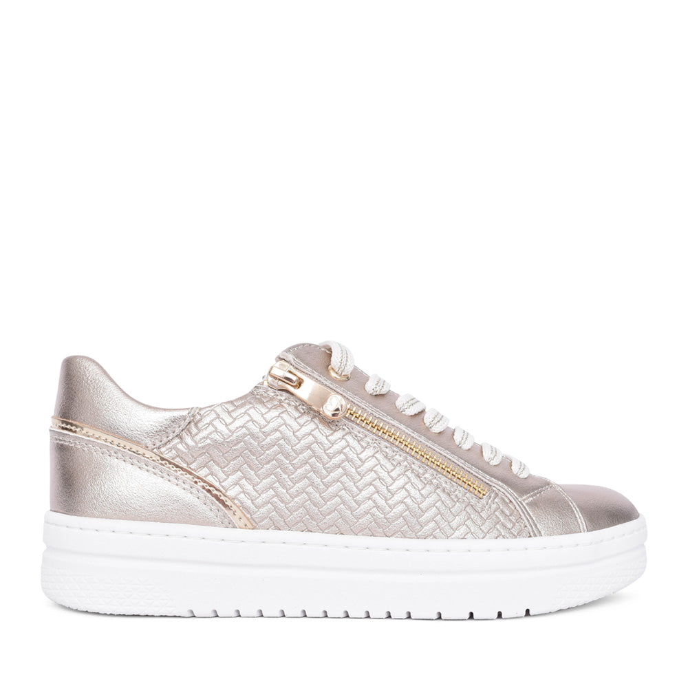 Ladies 2-23718 Laced Trainer In Metallic