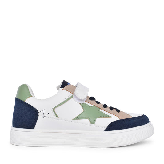 Boys 151237 Laced Trainer In White Multi