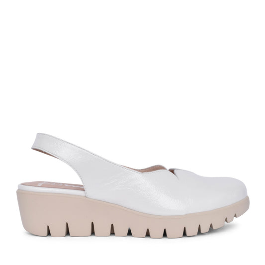 Ladies C-33260 Sling Back Shoe In Off White