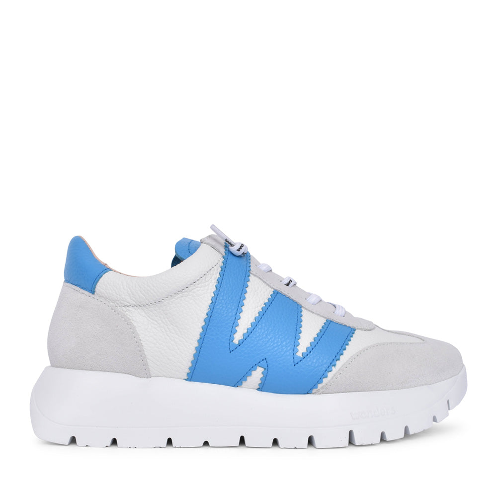 Ladies A-2476 Laced Trainer In White