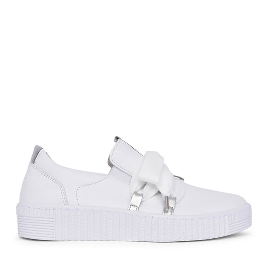 Ladies Waltz 03.333 Trainer In White