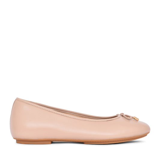 Ladies Hb8-b41 Delicato Leather Ballet Pump In Beige