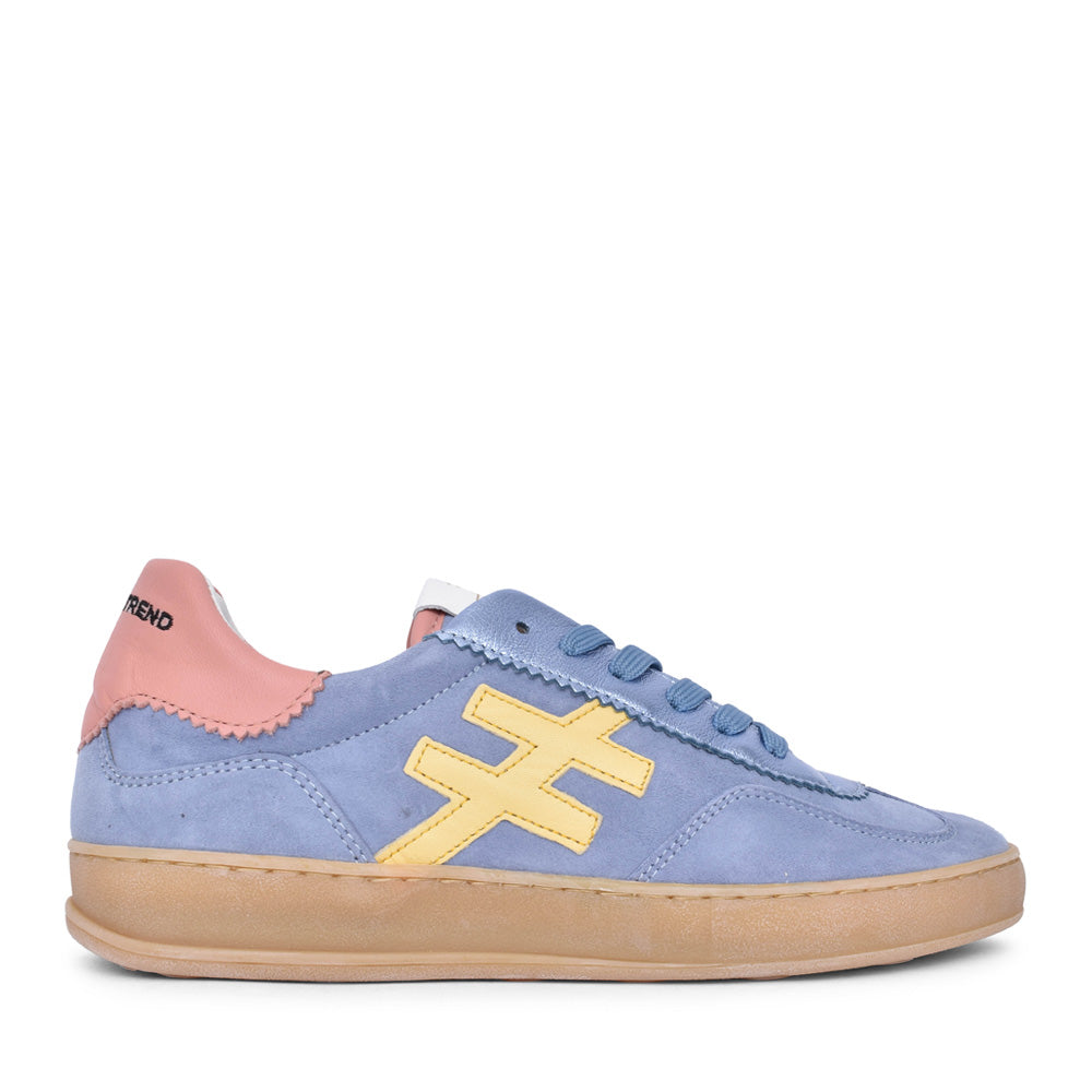 Ladies A032 Laced Trainer In Denim