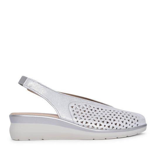 Ladies 10.370 Sling Back Shoe In Silver