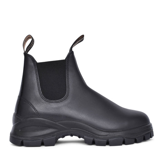 Unisex 2240 Lug Leather Boot In Black