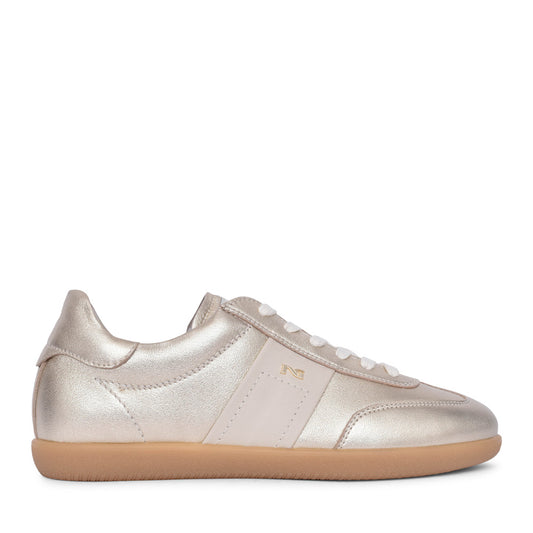 Ladies E512850d Laced Trainer In Gold
