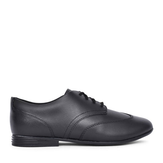 Girls Finja Wing Y Black Leather Laced Shoe In Kids E Fit