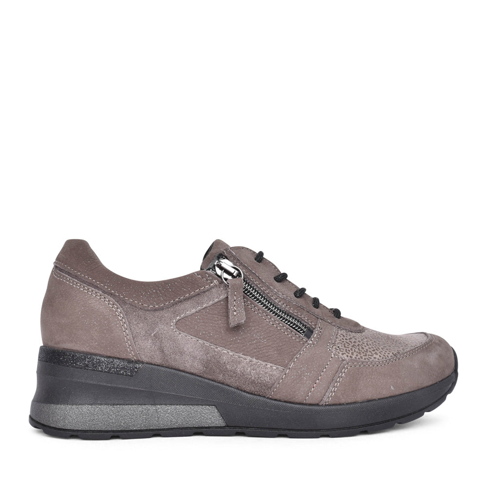 Ladies 939h01 Clara H-fit Trainer In Brown