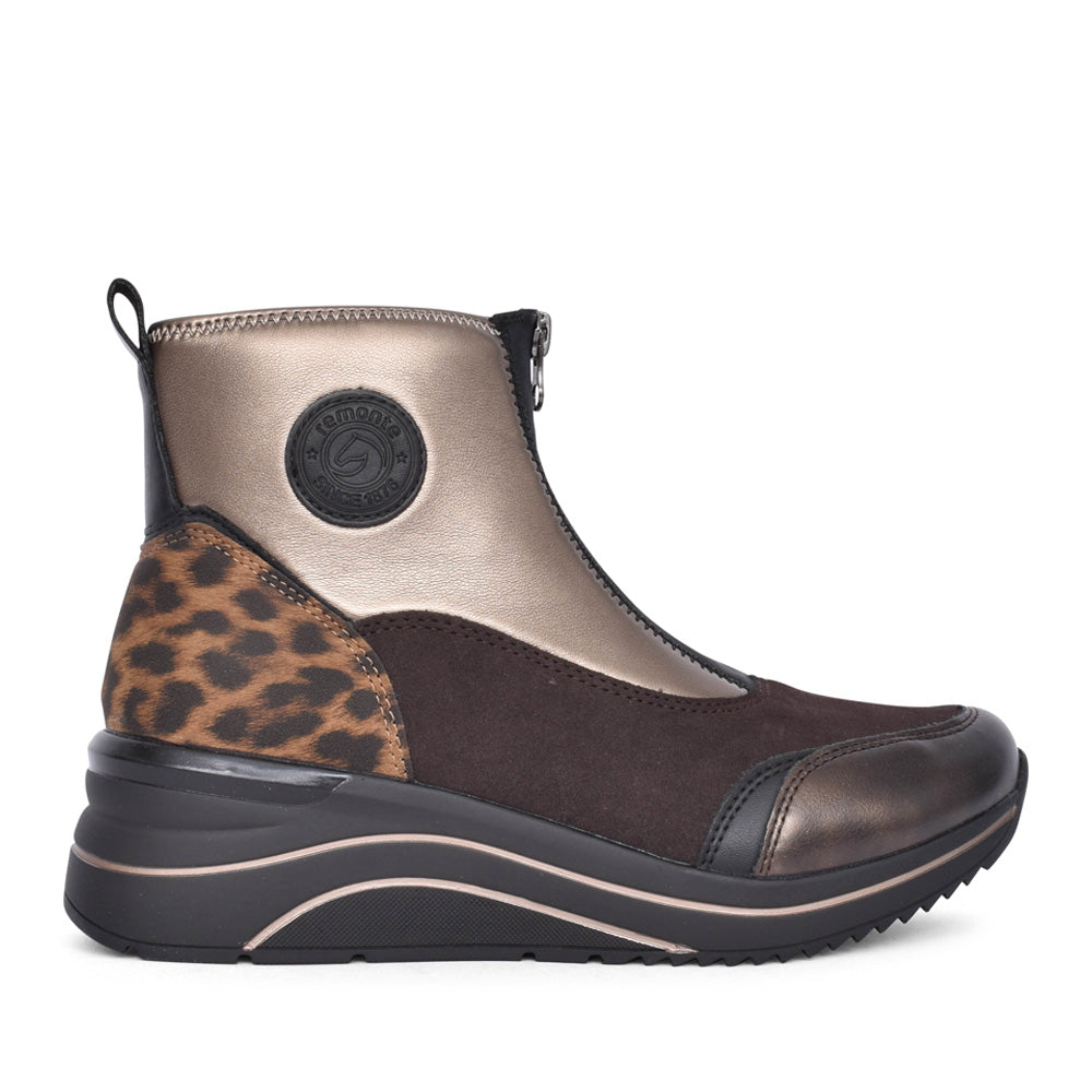 Ladies D0t78 Ankle Boot In Brown-multi
