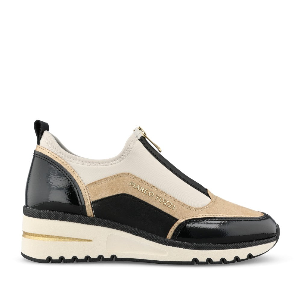 Ladies 2-24780 Slip-on Trainer In Cream