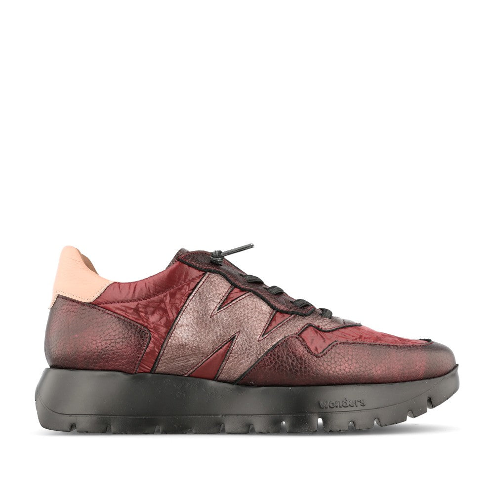 Ladies A-2491 Slip-on Trainer In Burgandy
