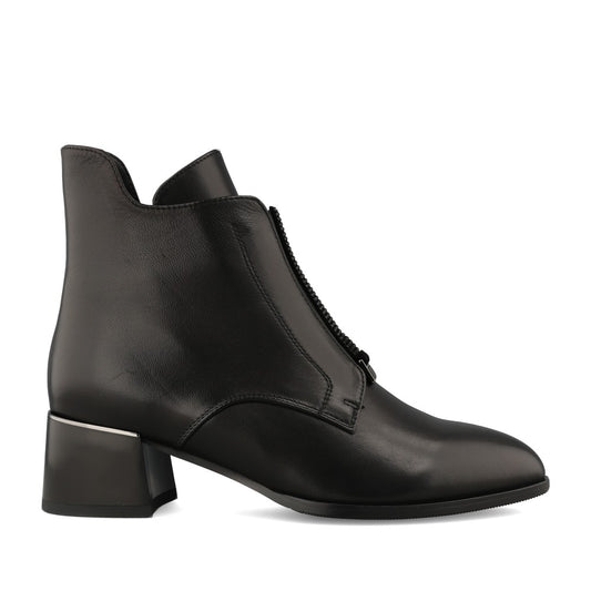 Ladies C9663 Ankle Boot In Black