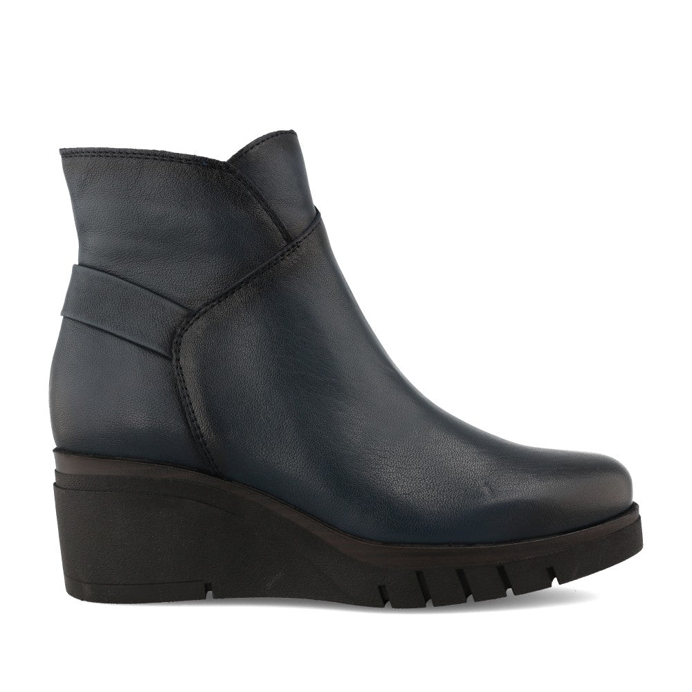 Ladies 10-1142 Wedge Ankle Boot In Navy