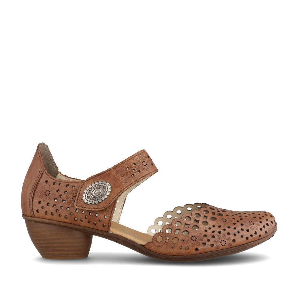 Ladies 43753 Low Heel Shoe In Tan