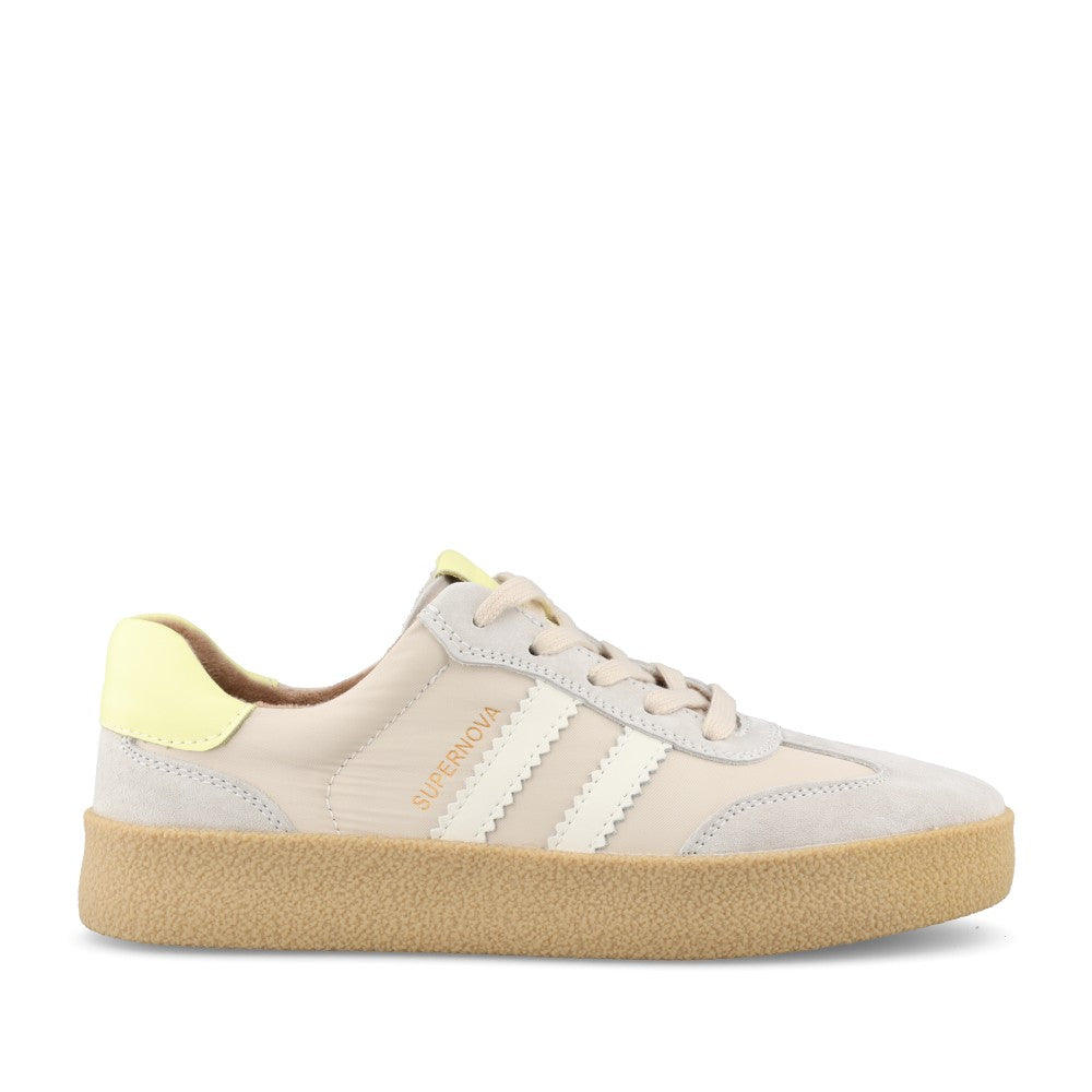 Ladies Seventy Nine Laced Trainer In Light Grey