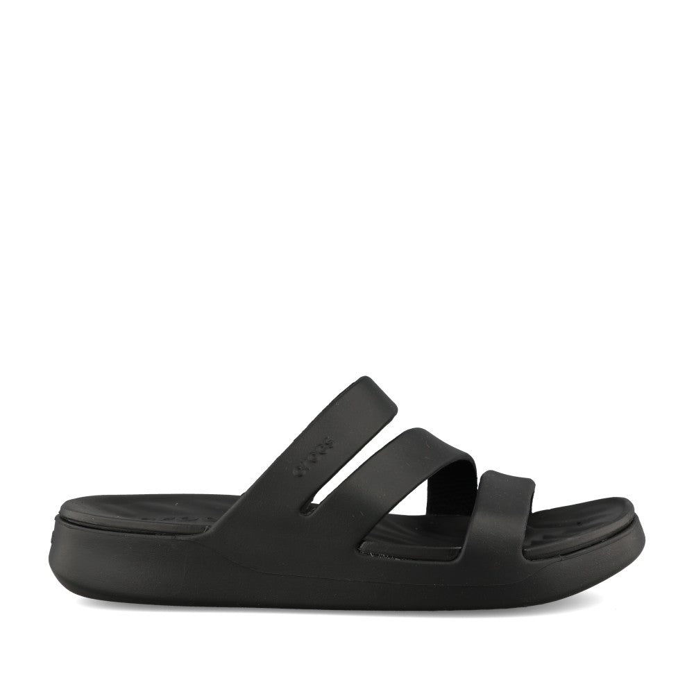 209587 Getaway Strappy Sandal In Black