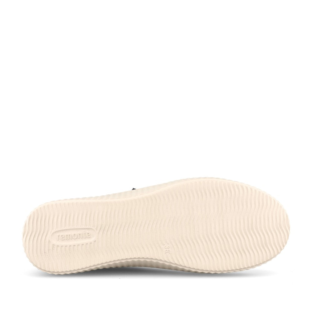Remonte Ladies D3E07 Shoe In Red