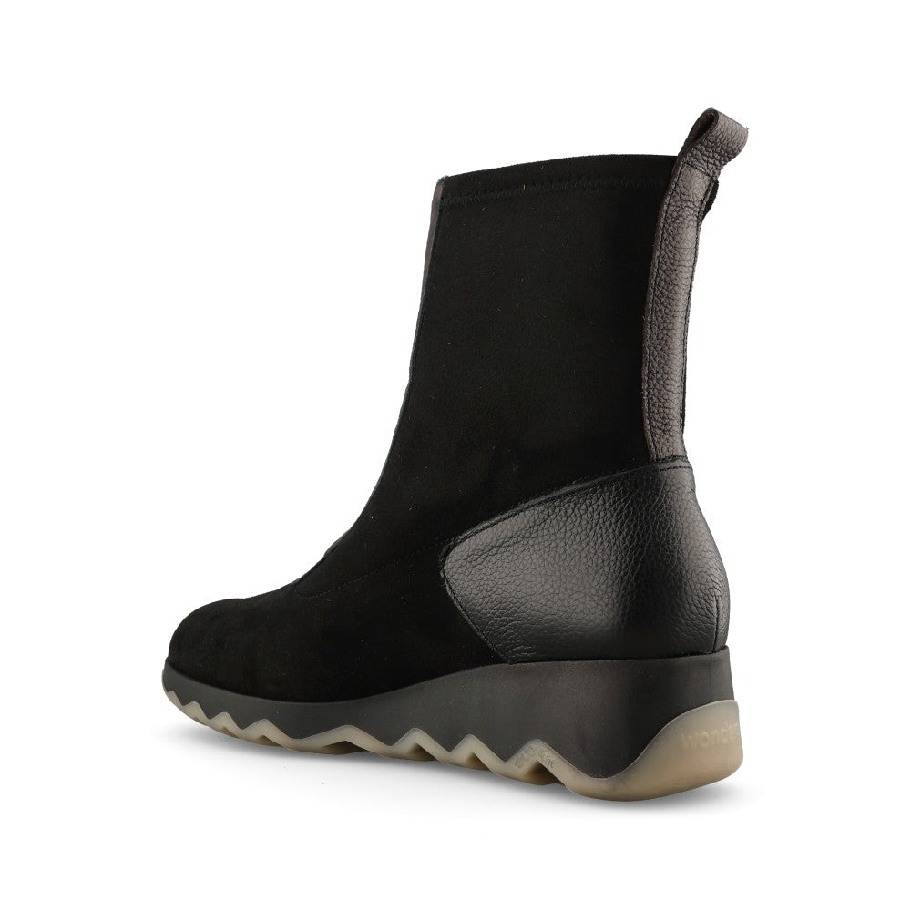 Wonders Ladies C-7632 Boot In Black